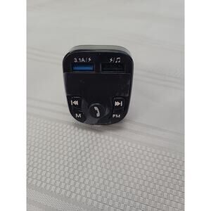 1042 Bluetooth 5.0 Car Wireless FM Transmitter Adaptor 2 USB Ports Charger